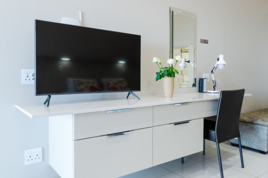 11 Bedroom Property for Sale in Camps Bay Western Cape